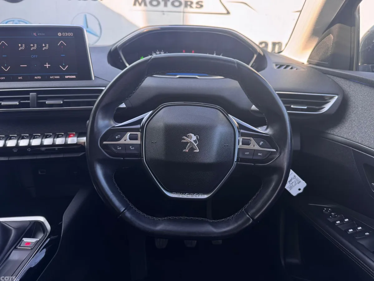 Peugeot 3008 MPV, Petrol, 2018, Grey