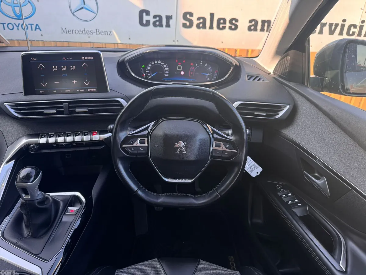 Peugeot 3008 MPV, Petrol, 2018, Grey