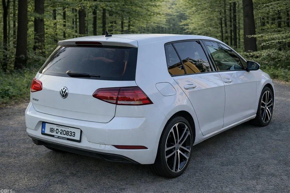 Volkswagen Golf Hatchback, Diesel, 2018, White