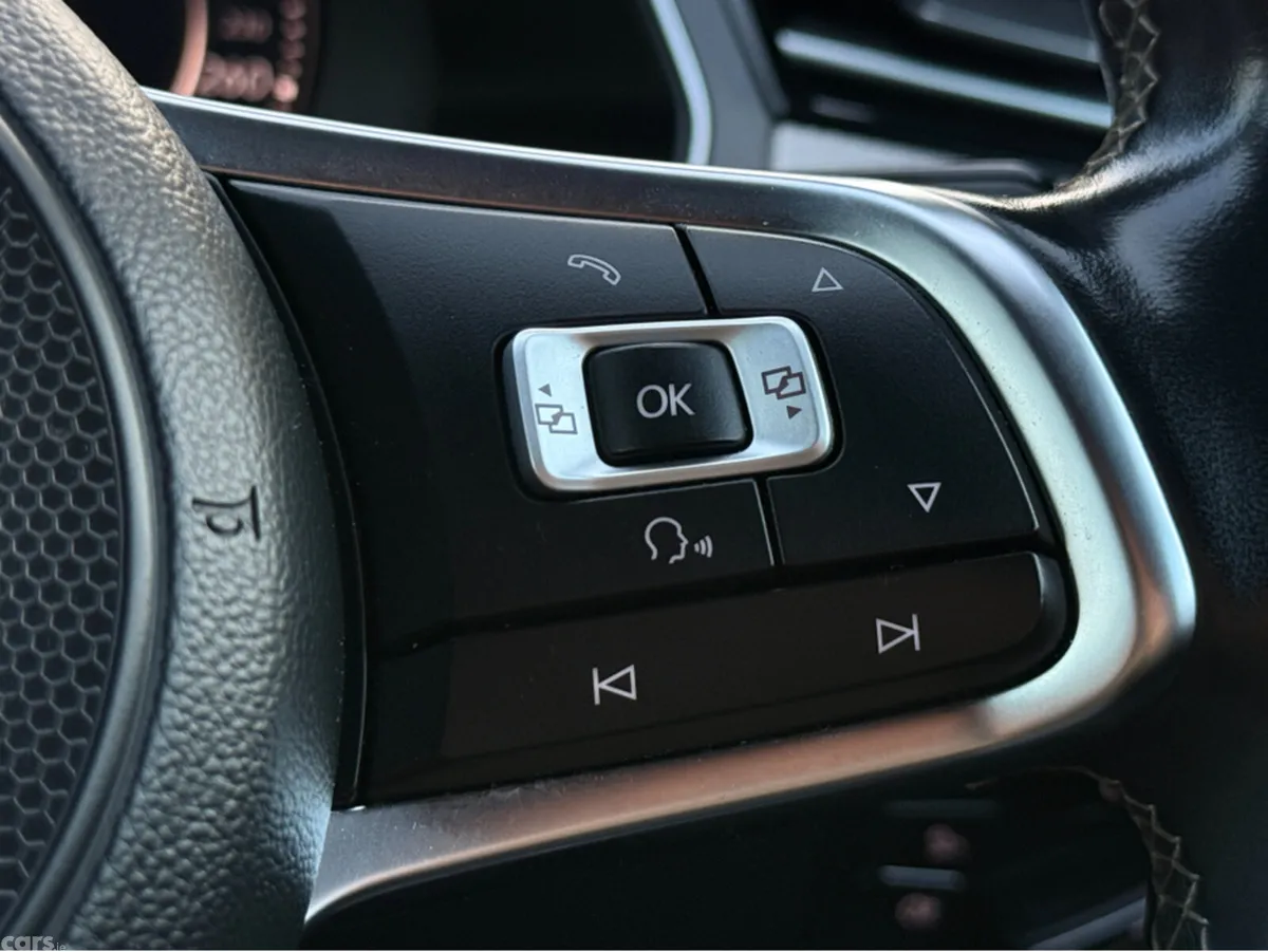 Volkswagen Arteon Saloon, Petrol, 2017, Gold