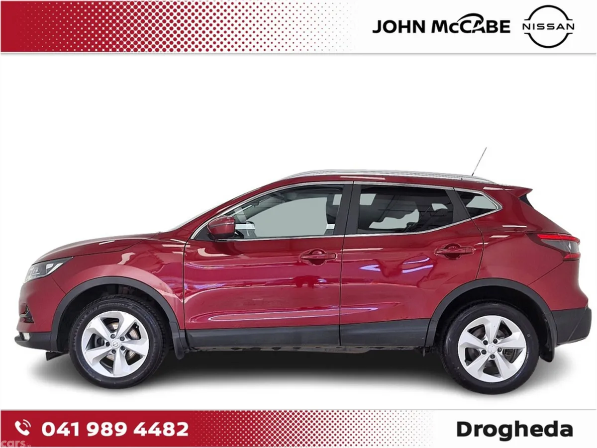 Nissan Qashqai MPV, Petrol, 2020, Red