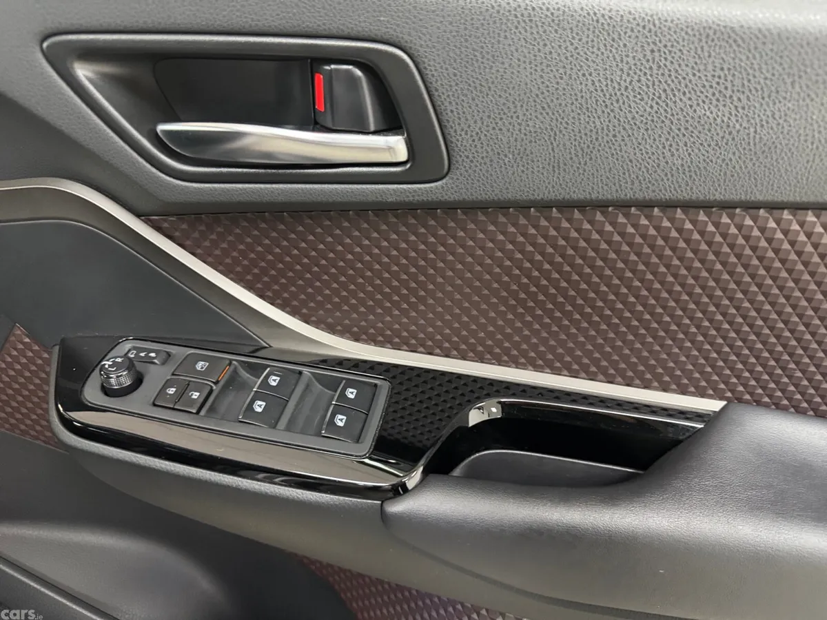 Toyota C-HR Hatchback, Petrol Hybrid, 2017, Silver