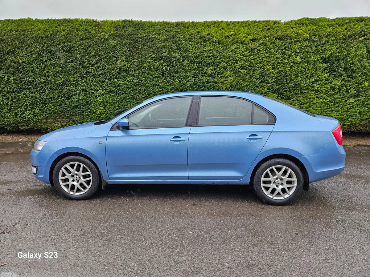 Skoda Rapid Saloon, Diesel, 2013, Blue