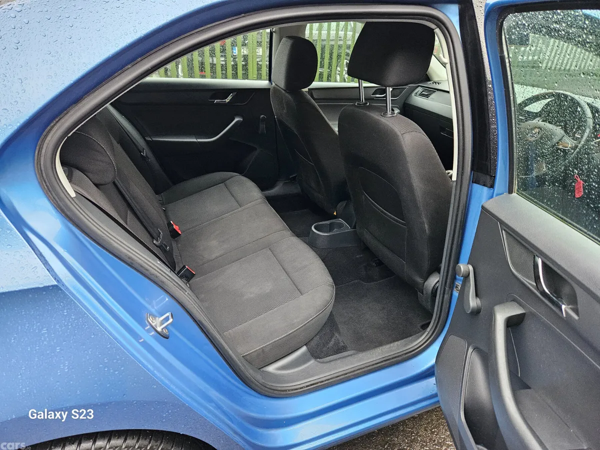 Skoda Rapid Saloon, Diesel, 2013, Blue