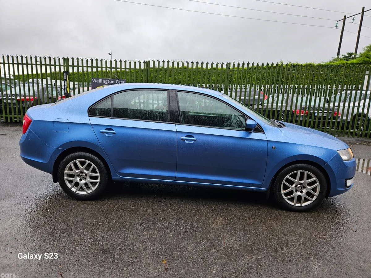 Skoda Rapid Saloon, Diesel, 2013, Blue