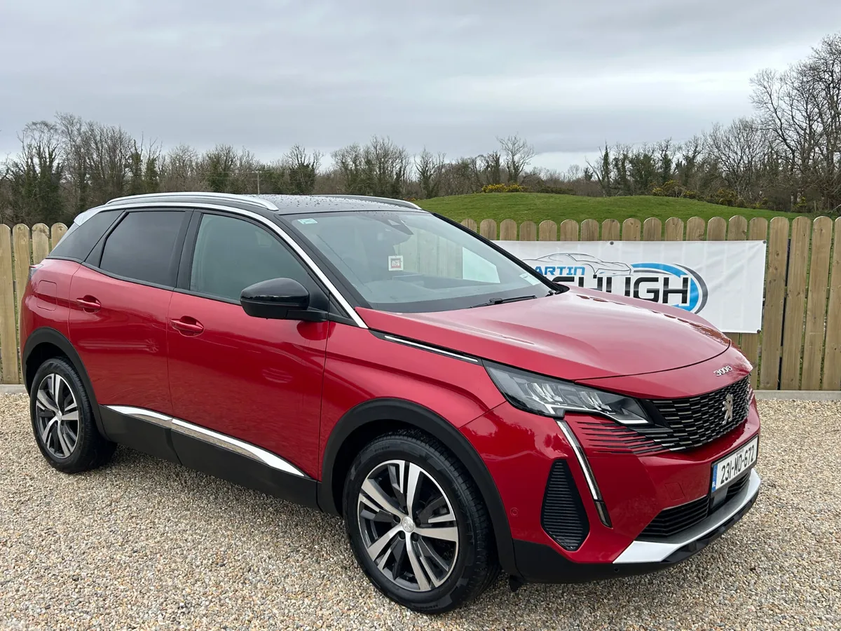Peugeot 3008 MPV, Diesel, 2023, Red
