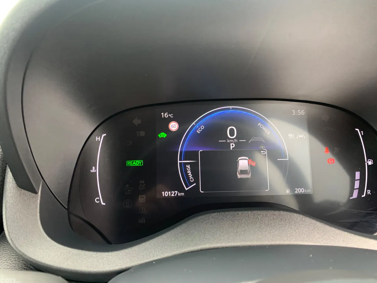 Toyota Yaris Cross Hatchback, Petrol Hybrid, 2024, Grey