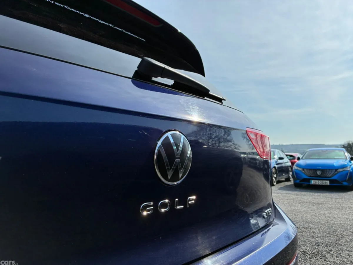 Volkswagen Golf Hatchback, Petrol Hybrid, 2023, Blue