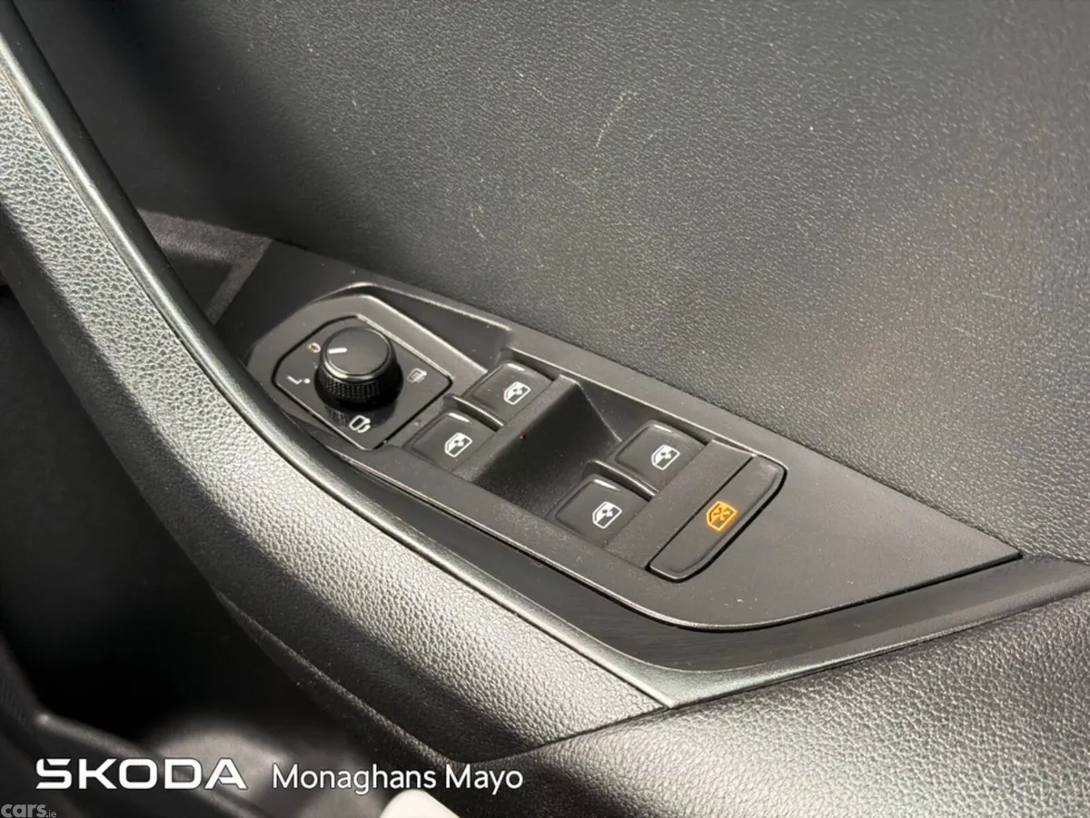 Skoda Karoq Estate, Diesel, 2020, Grey