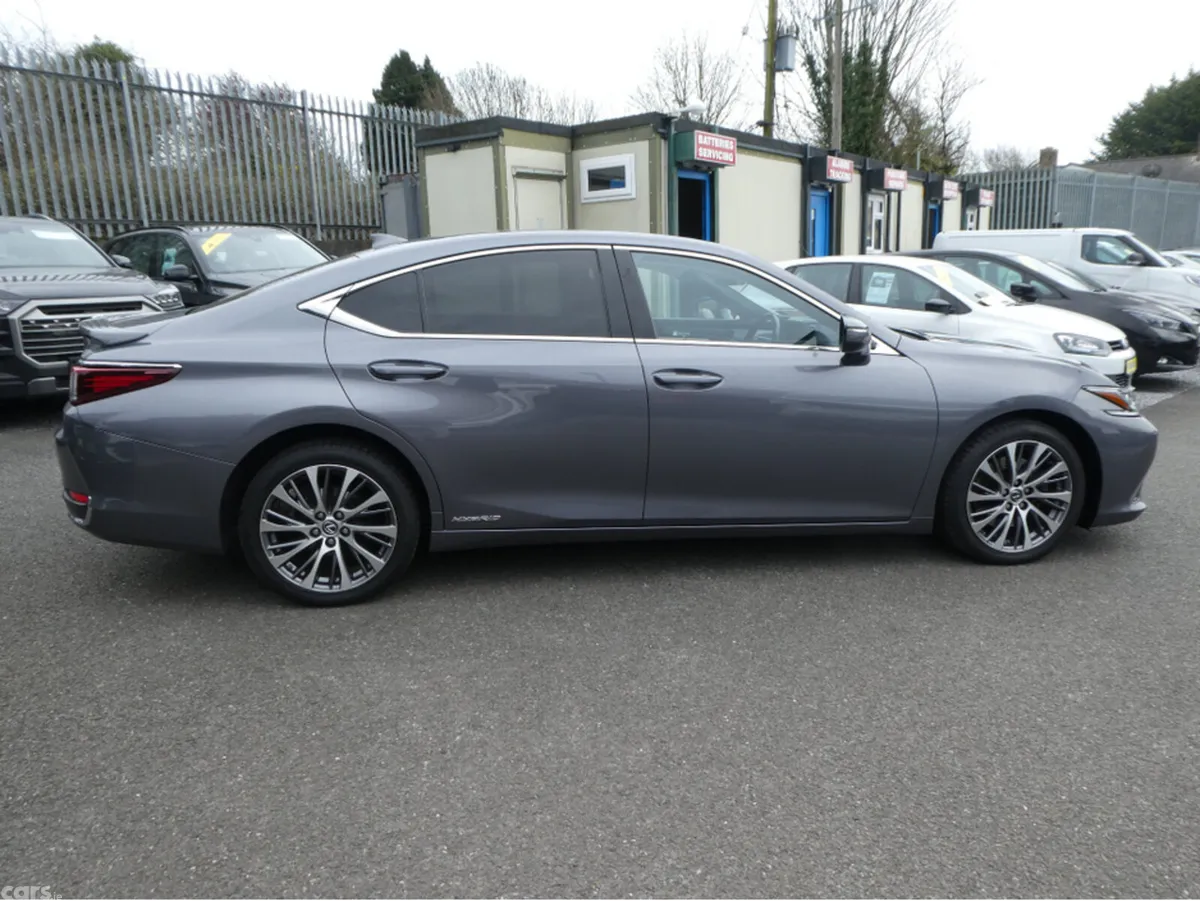Lexus ES Saloon, Petrol Hybrid, 2021, Grey
