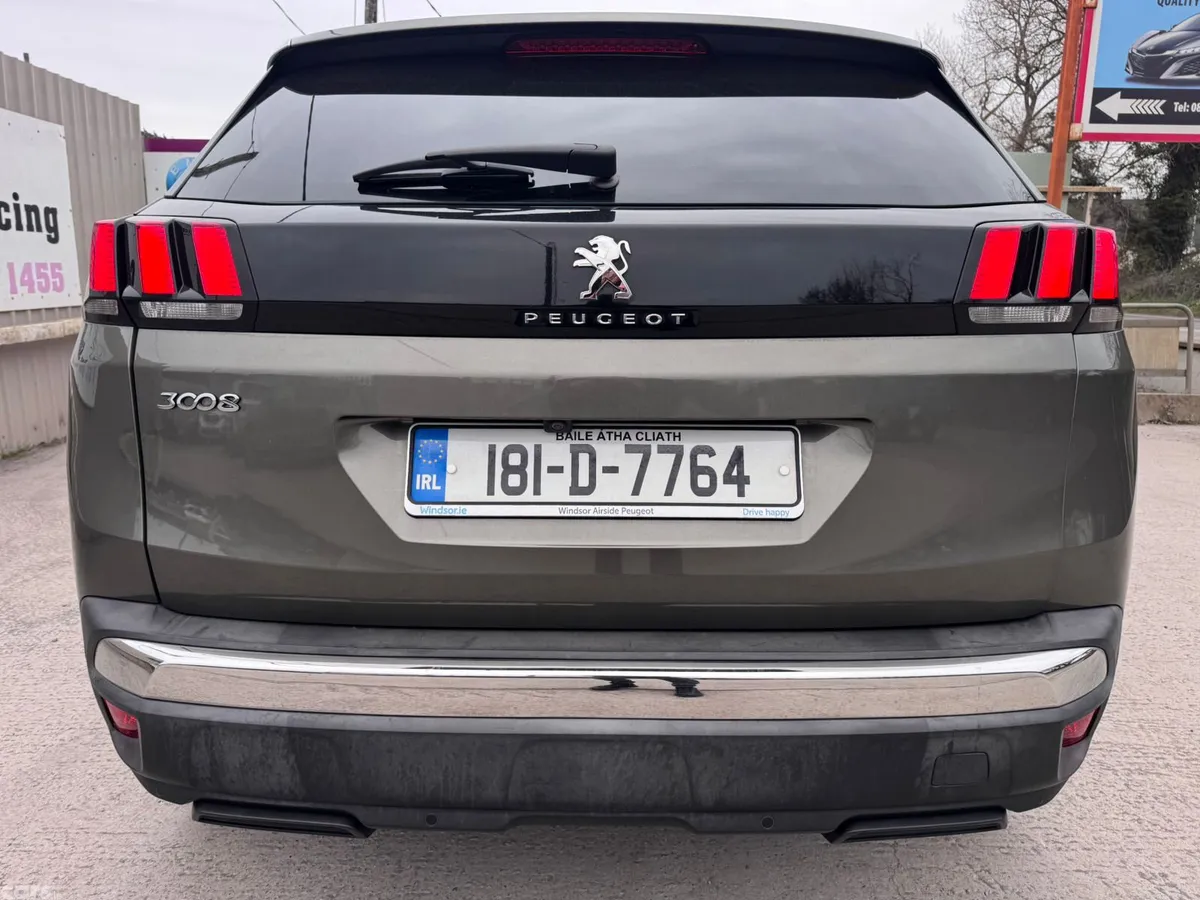 Peugeot 3008 MPV, Petrol, 2018, Grey
