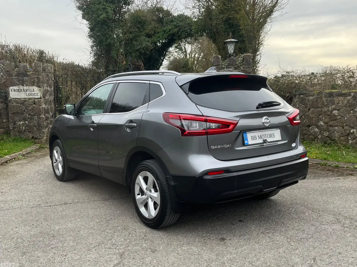 Nissan Qashqai MPV, Diesel, 2019, Grey