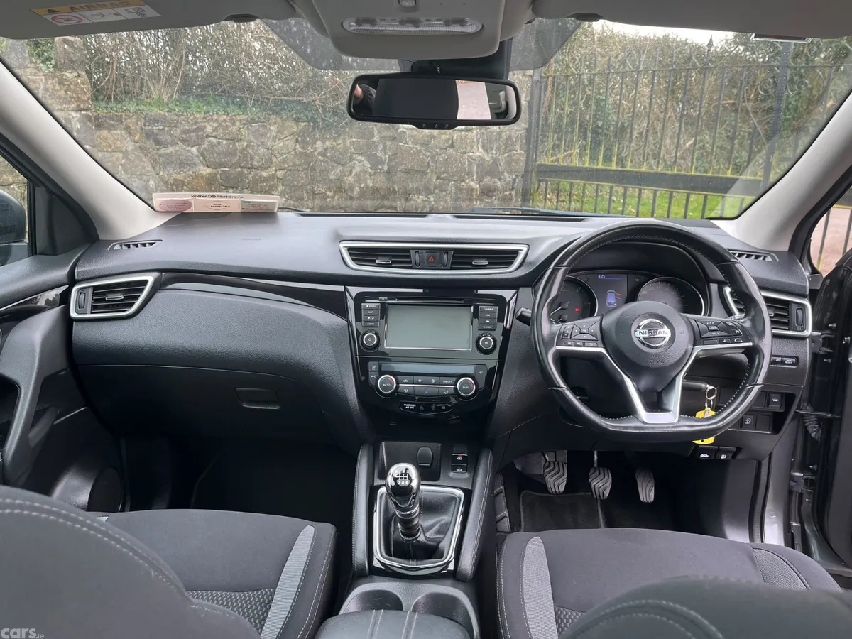Nissan Qashqai MPV, Diesel, 2019, Grey