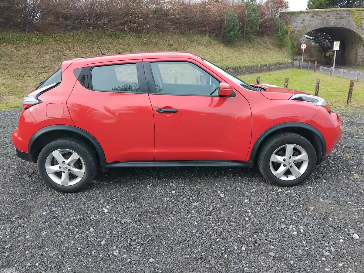 Nissan Juke SUV, Diesel, 2017, Red
