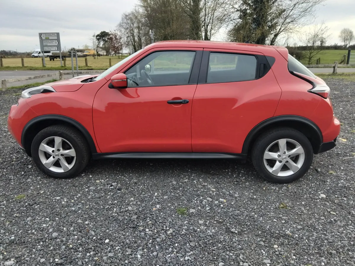 Nissan Juke SUV, Diesel, 2017, Red