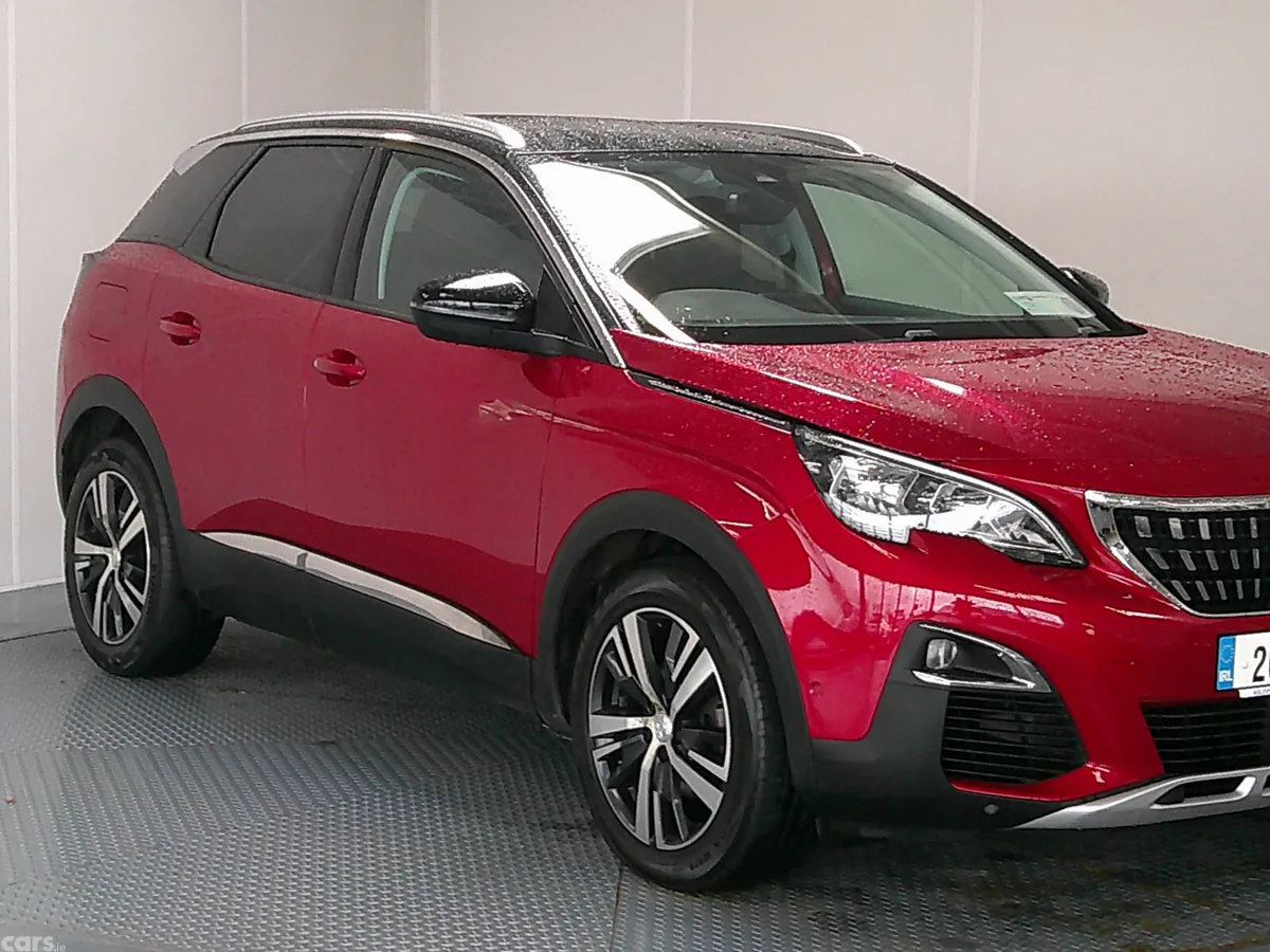 Peugeot 3008 MPV, Diesel, 2020, Red