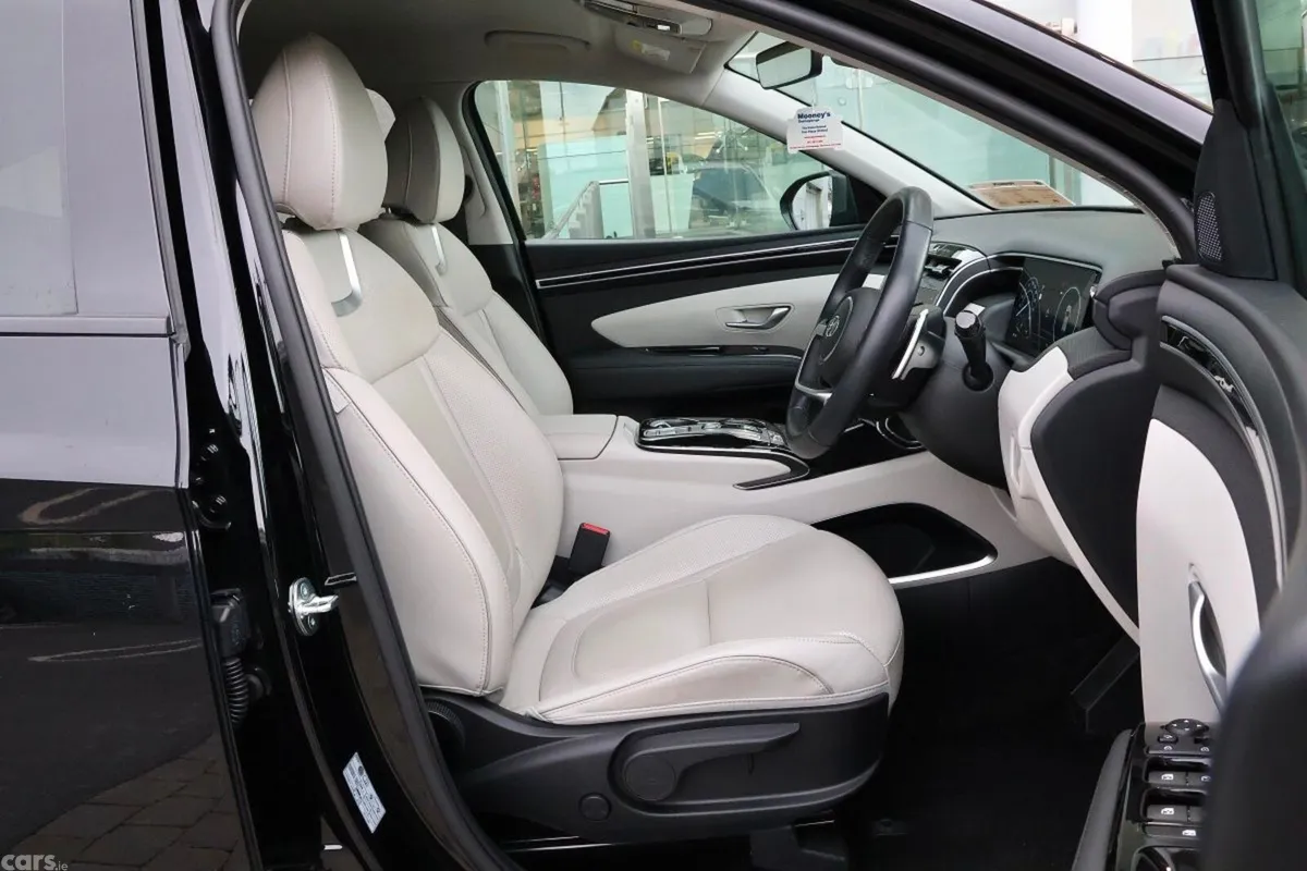 Hyundai Tucson SUV, Petrol Hybrid, 2024, Black