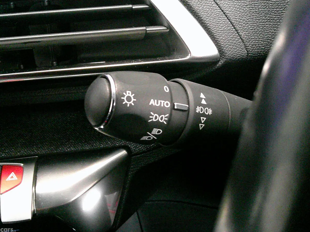 Peugeot 3008 MPV, Diesel, 2020, Red