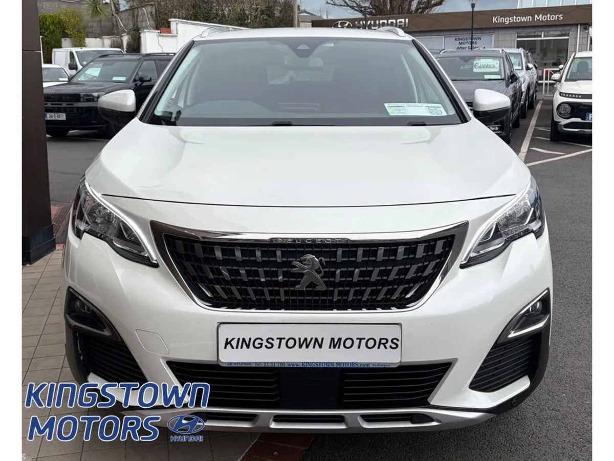Peugeot 3008 MPV, Petrol, 2019, White