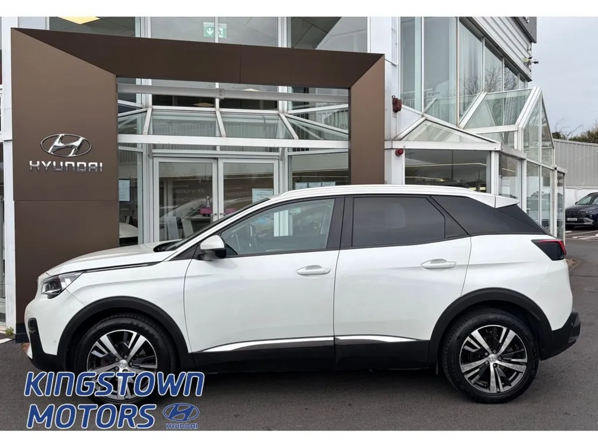 Peugeot 3008 MPV, Petrol, 2019, White