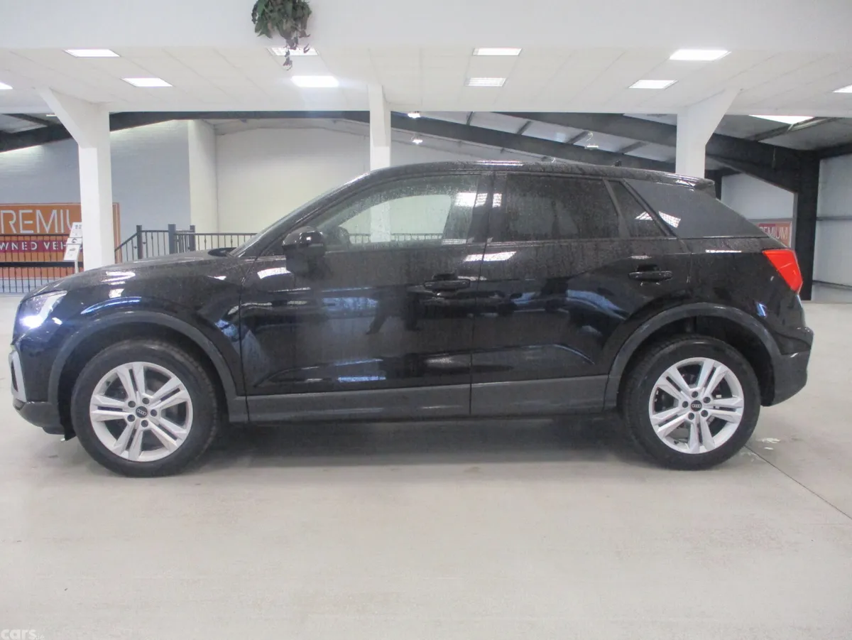 Audi Q2 SUV, Petrol, 2022, Black