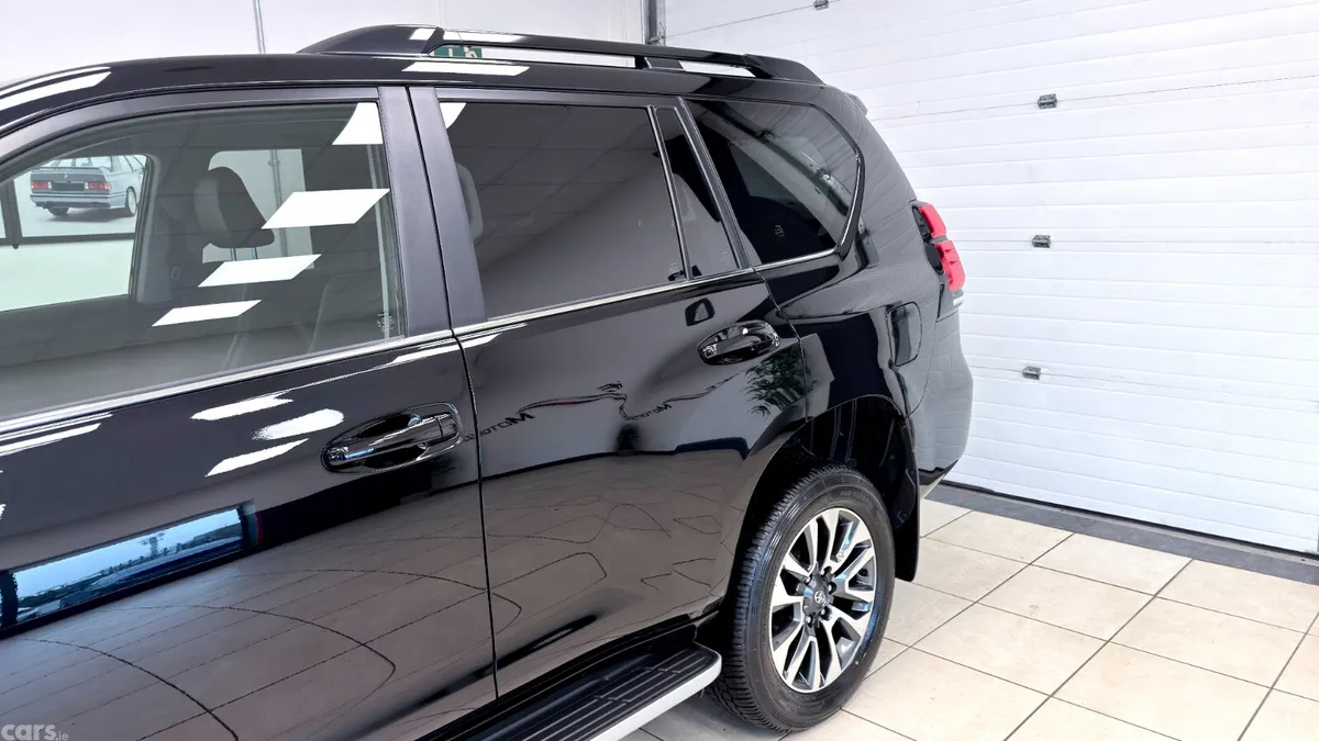 Toyota Land Cruiser Estate, Diesel, 2023, Black