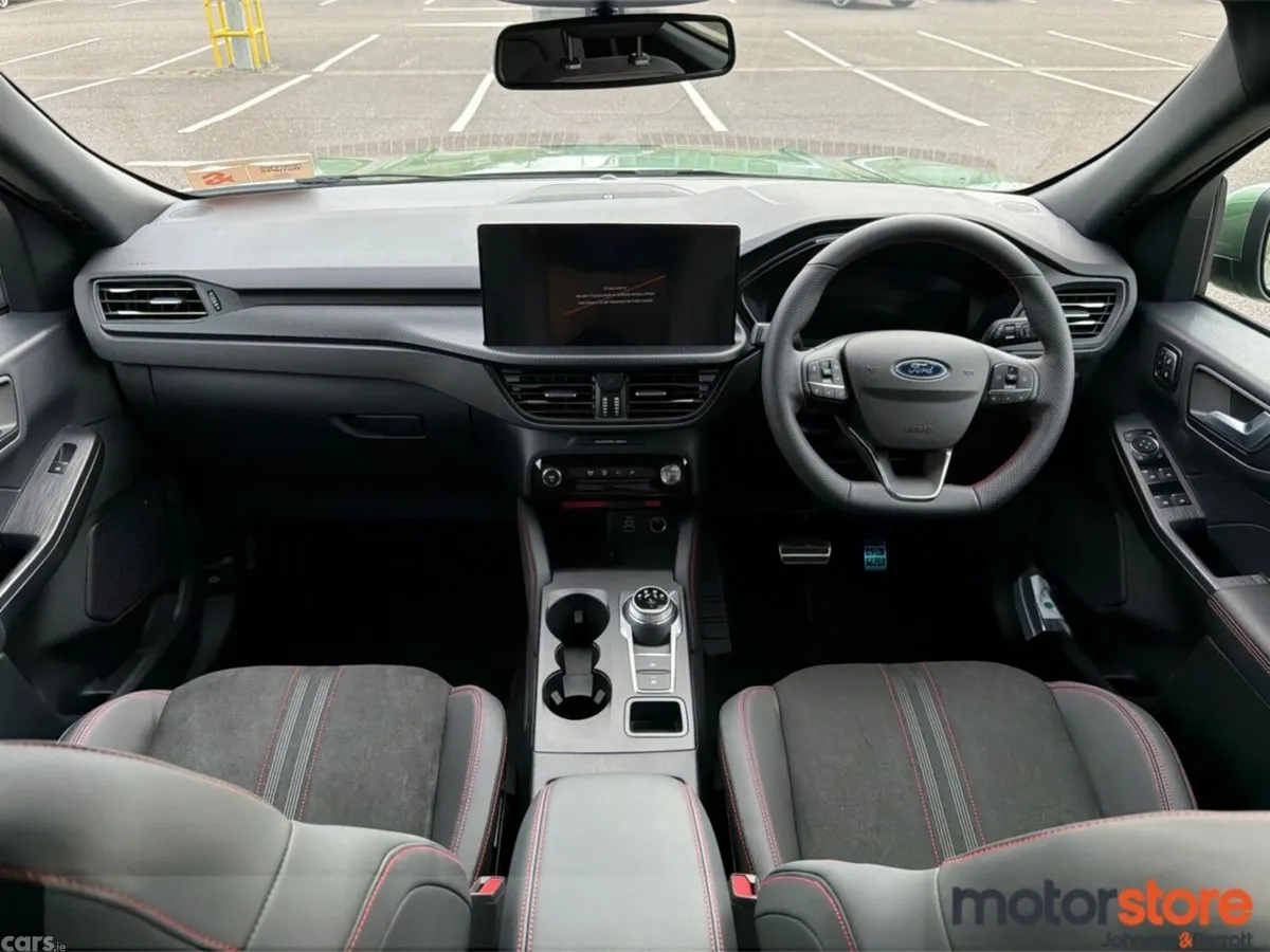 Ford Kuga SUV, Petrol Plug-in Hybrid, 2027, 