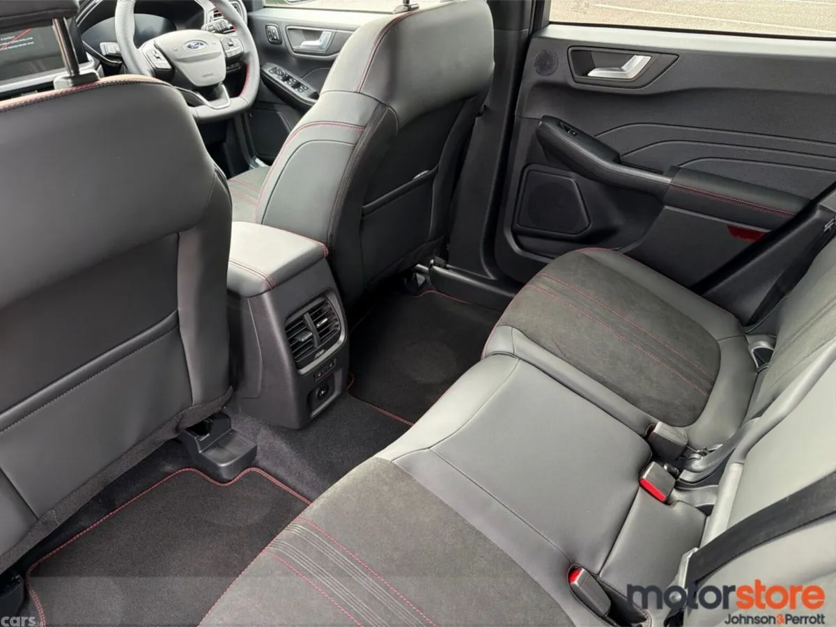 Ford Kuga SUV, Petrol Plug-in Hybrid, 2027, 