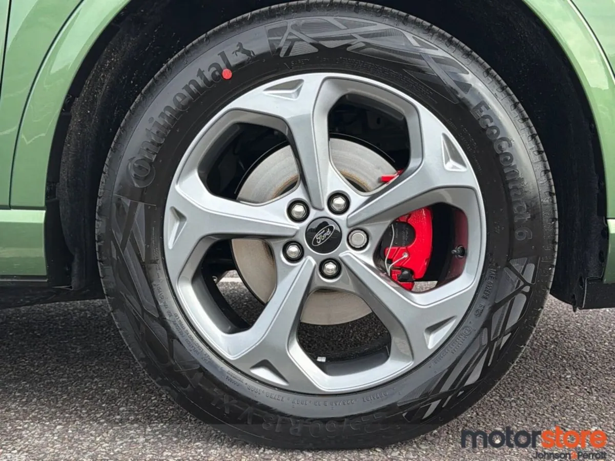 Ford Kuga SUV, Petrol Plug-in Hybrid, 2027, 