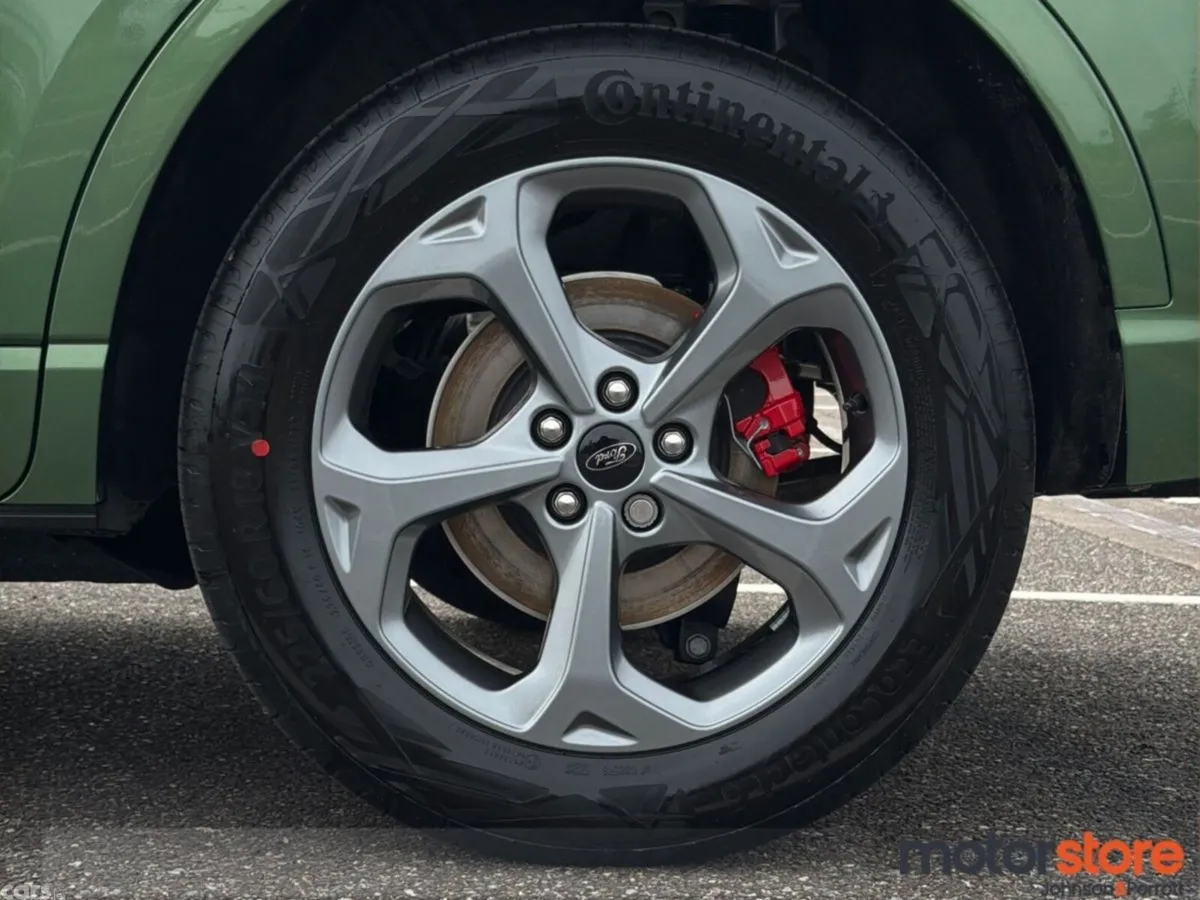 Ford Kuga SUV, Petrol Plug-in Hybrid, 2027, 