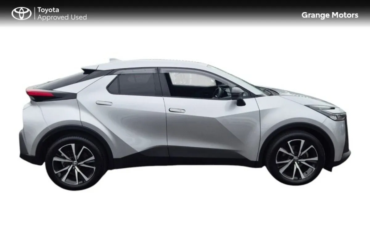 Toyota C-HR SUV, Petrol Hybrid, 2024, Silver