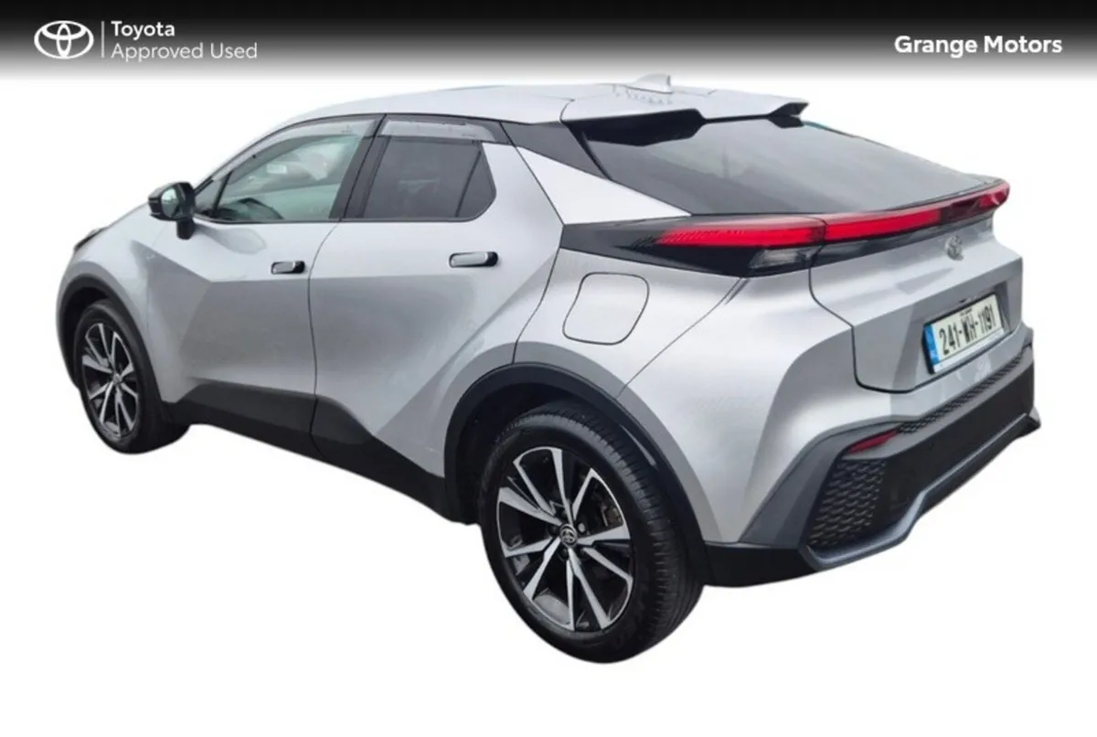 Toyota C-HR SUV, Petrol Hybrid, 2024, Silver