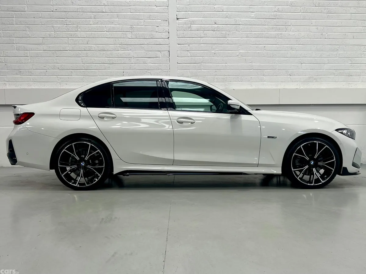 BMW 3-Series Saloon, Petrol Plug-in Hybrid, 2023, White
