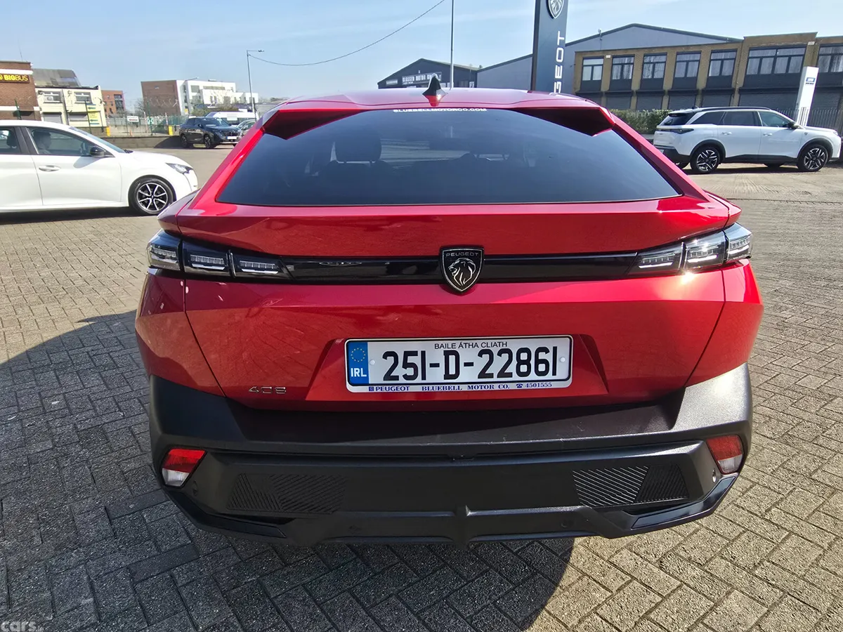 Peugeot 408 Hatchback, Petrol, 2025, Red