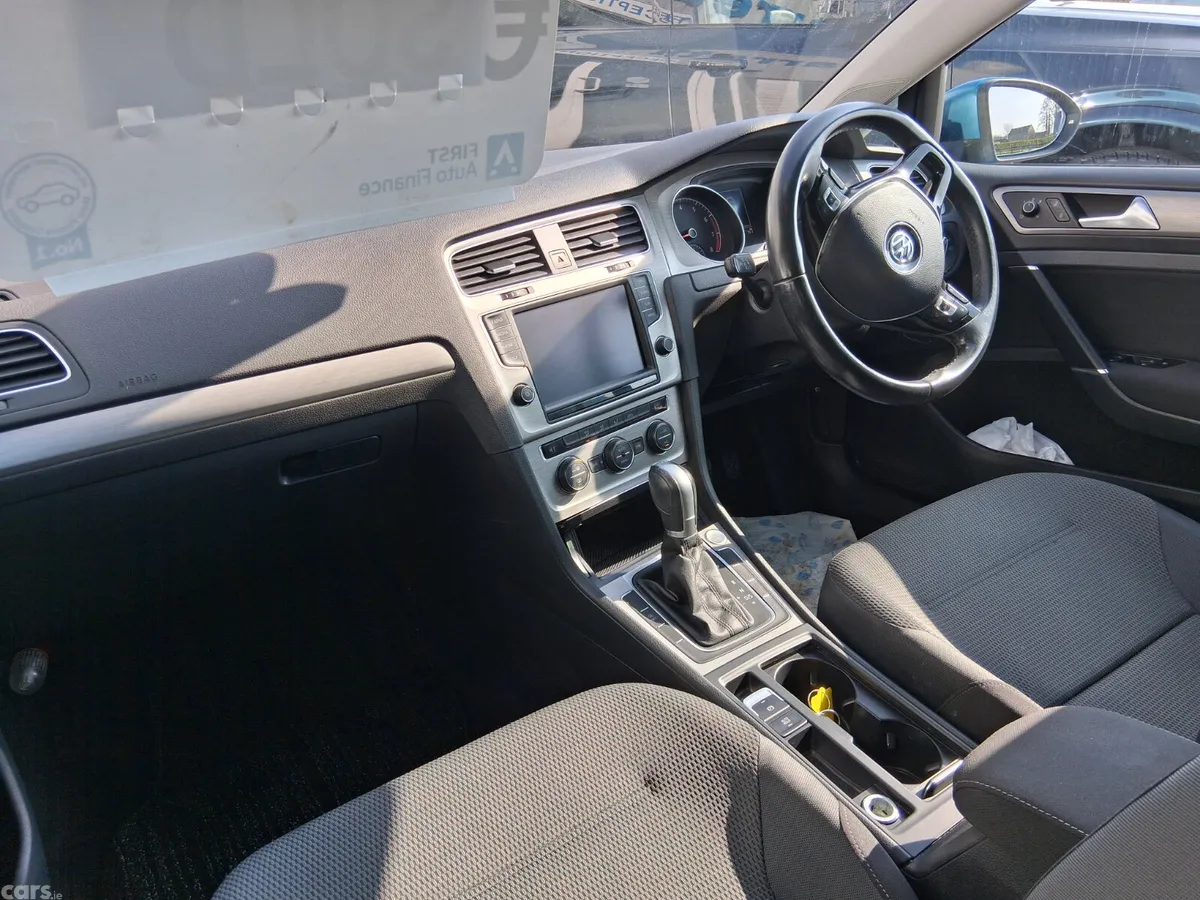 Volkswagen Golf Hatchback, Petrol, 2017, Blue