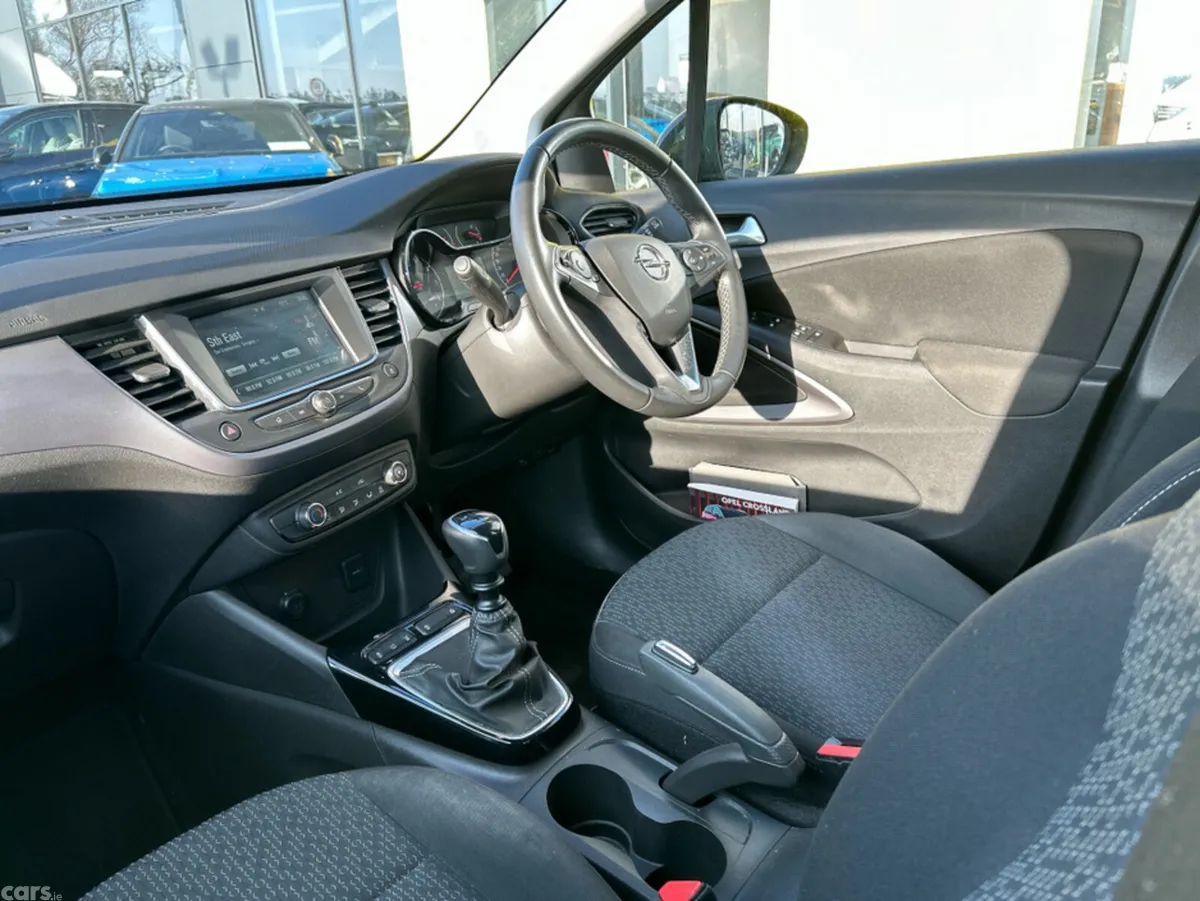 Opel Crossland X MPV, Diesel, 2022, Grey