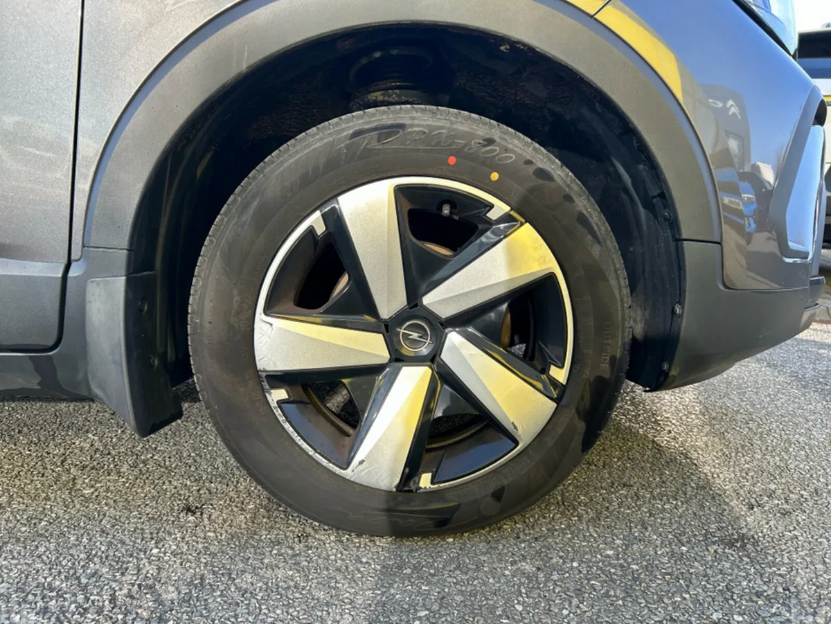 Opel Crossland X MPV, Diesel, 2022, Grey