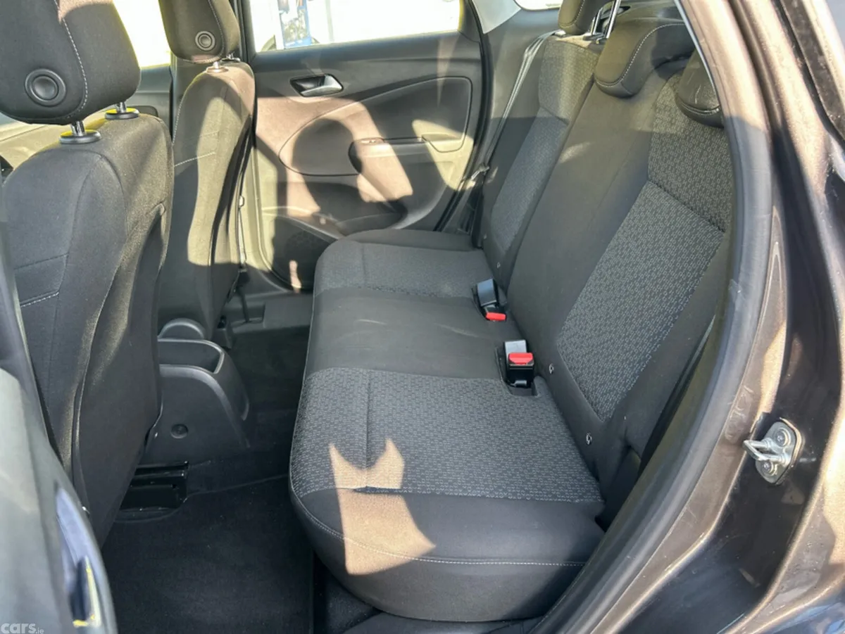 Opel Crossland X MPV, Diesel, 2022, Grey