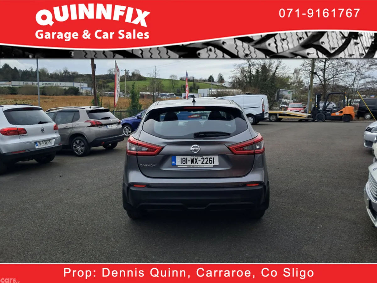 Nissan Qashqai Hatchback, Diesel, 2018, Grey