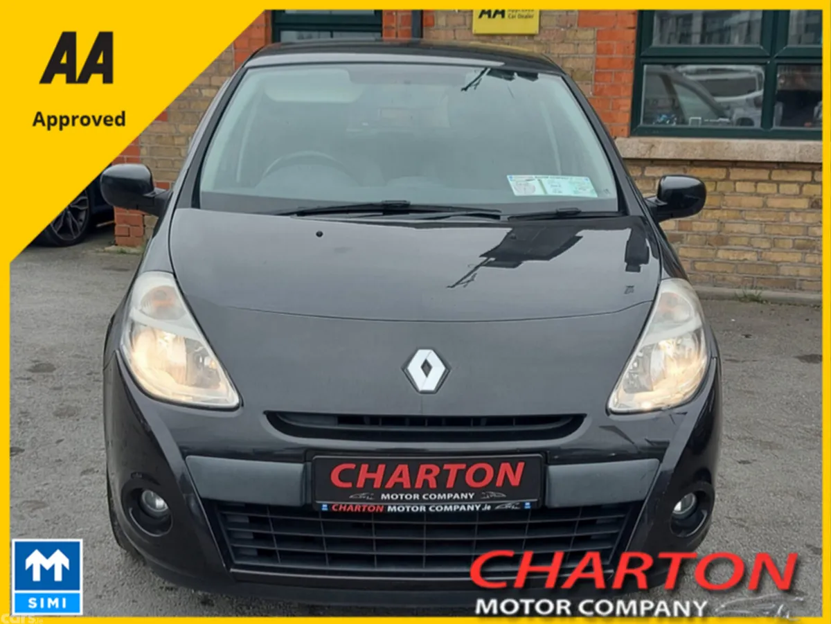 Renault Clio Hatchback, Petrol, 2011, Black