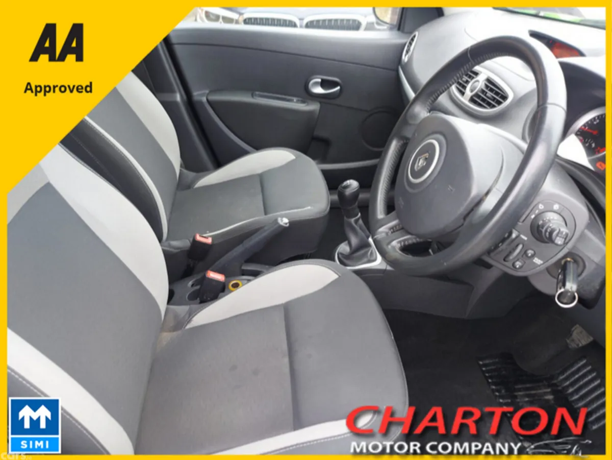 Renault Clio Hatchback, Petrol, 2011, Black