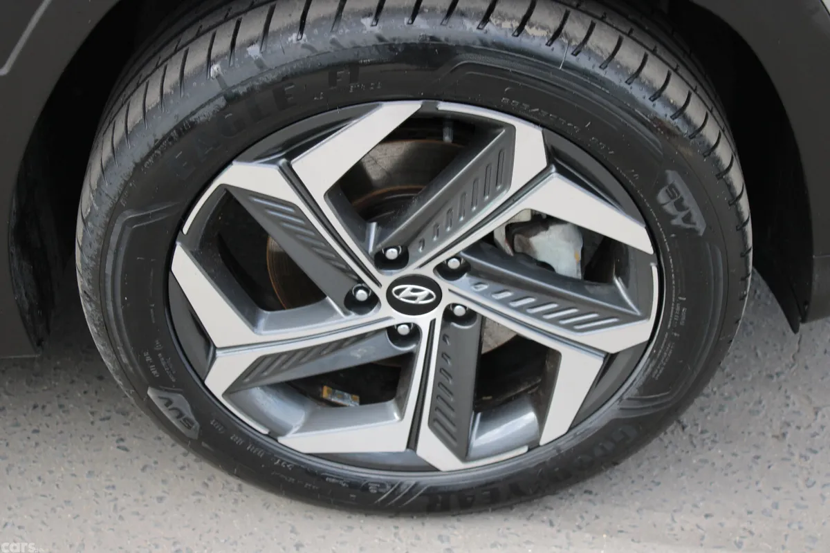 Hyundai Tucson SUV, Petrol Hybrid, 2024, Grey