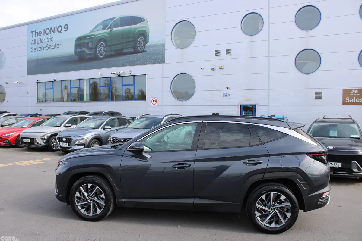 Hyundai Tucson SUV, Diesel, 2024, Grey