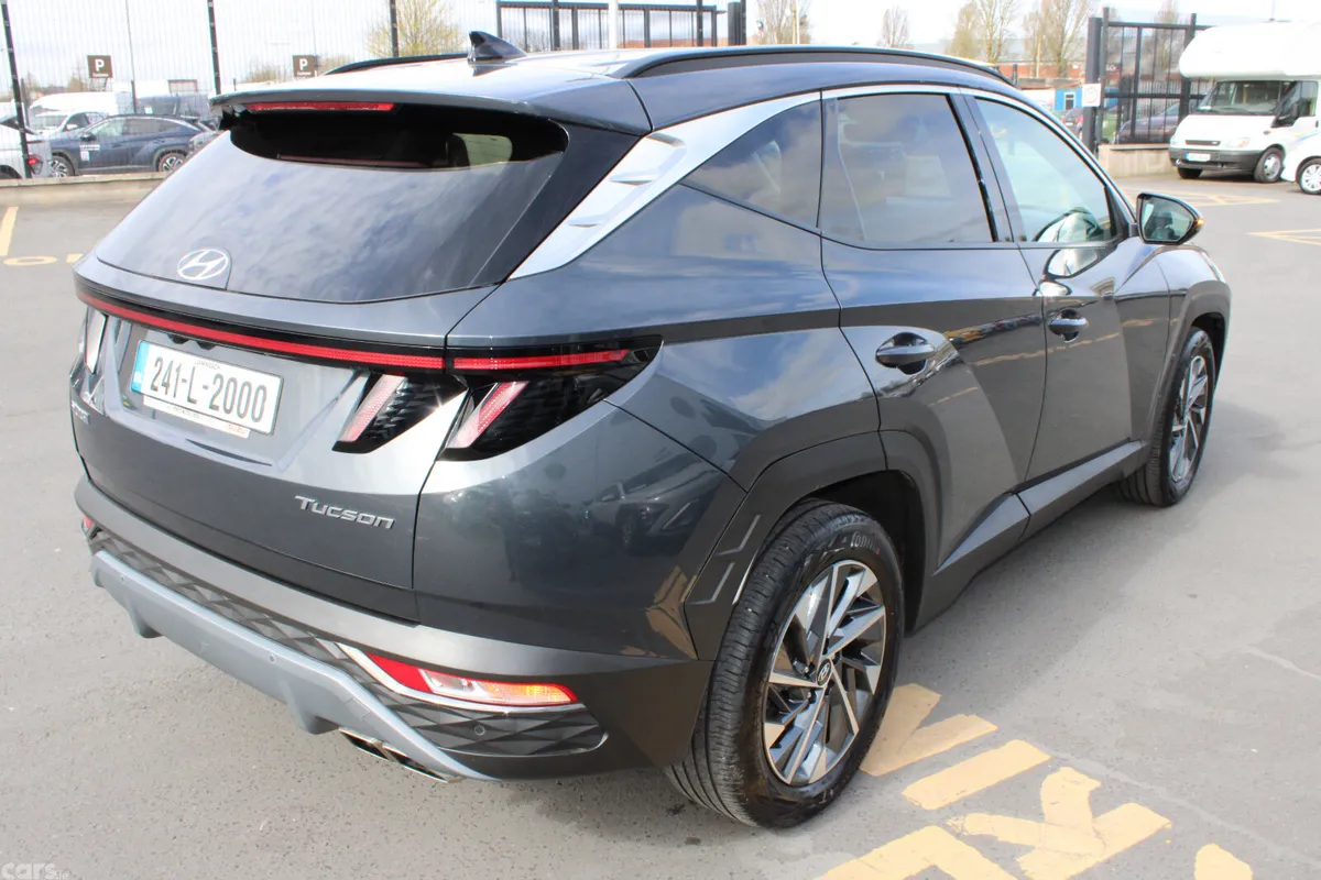 Hyundai Tucson SUV, Diesel, 2024, Grey