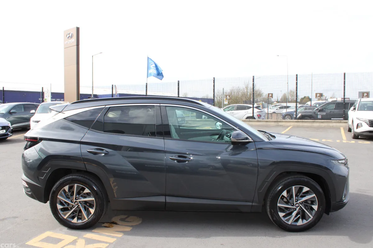 Hyundai Tucson SUV, Diesel, 2024, Grey