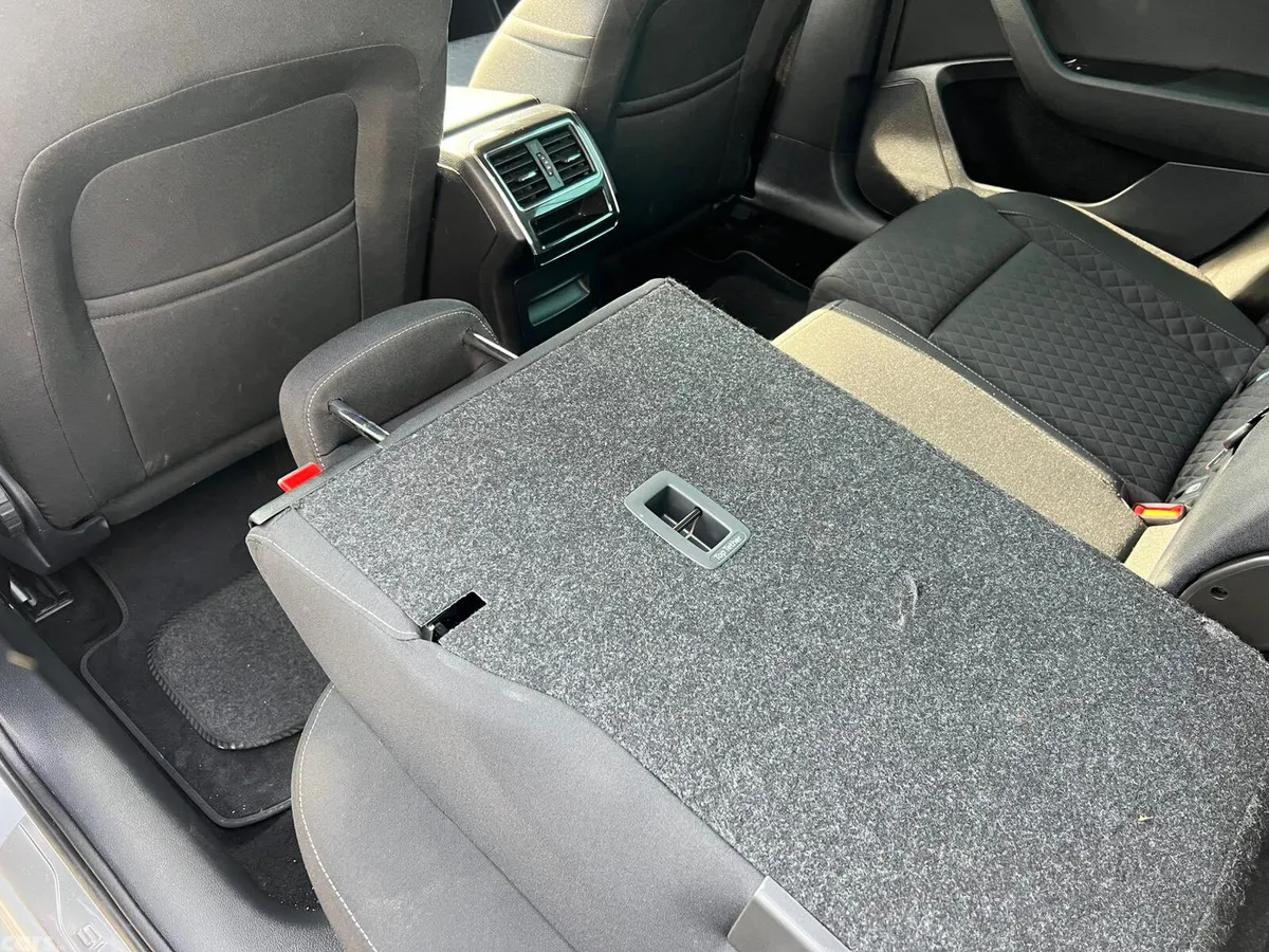 Skoda Superb Saloon, Diesel, 2024, Grey