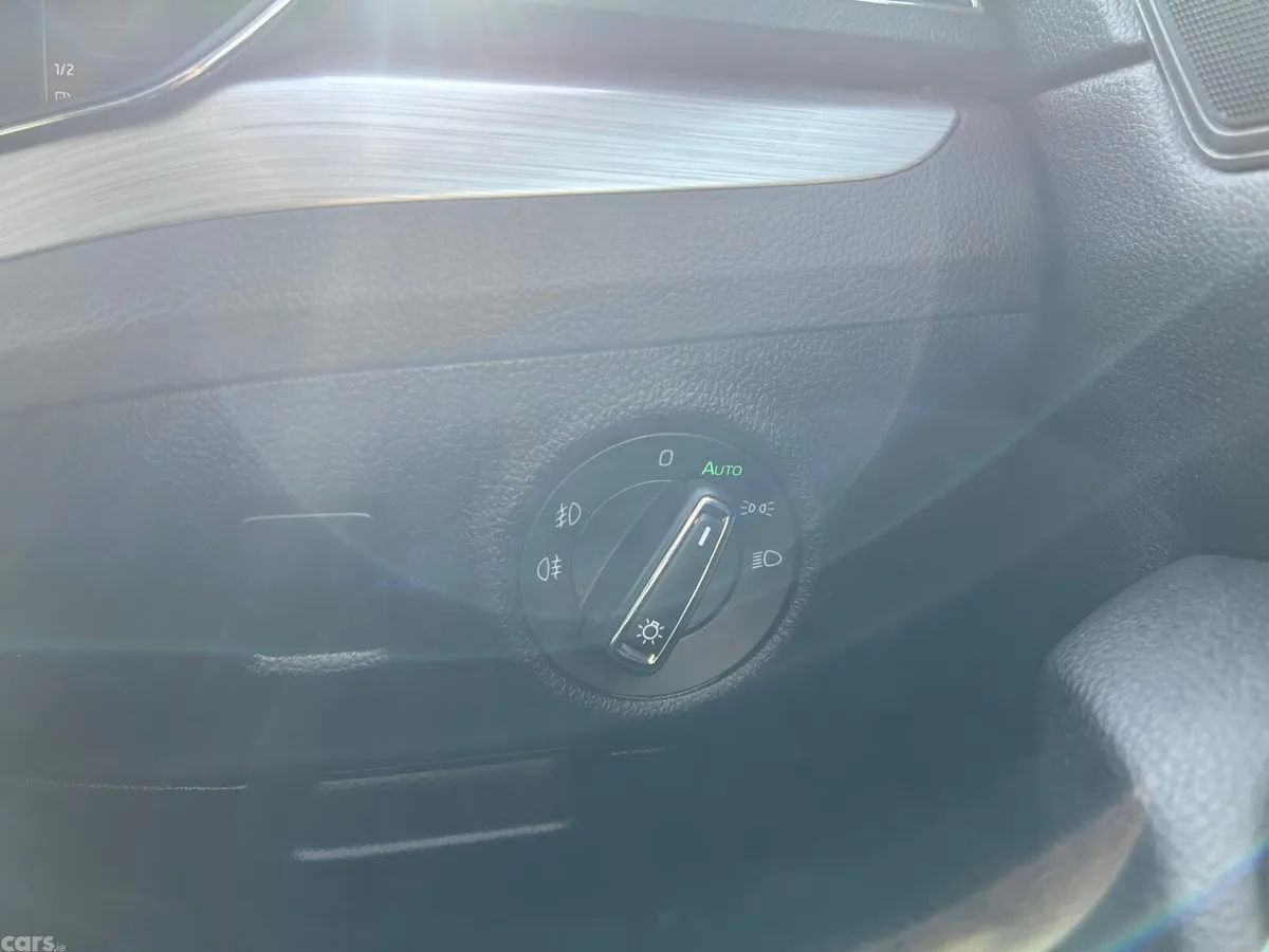 Skoda Superb Saloon, Diesel, 2024, Grey