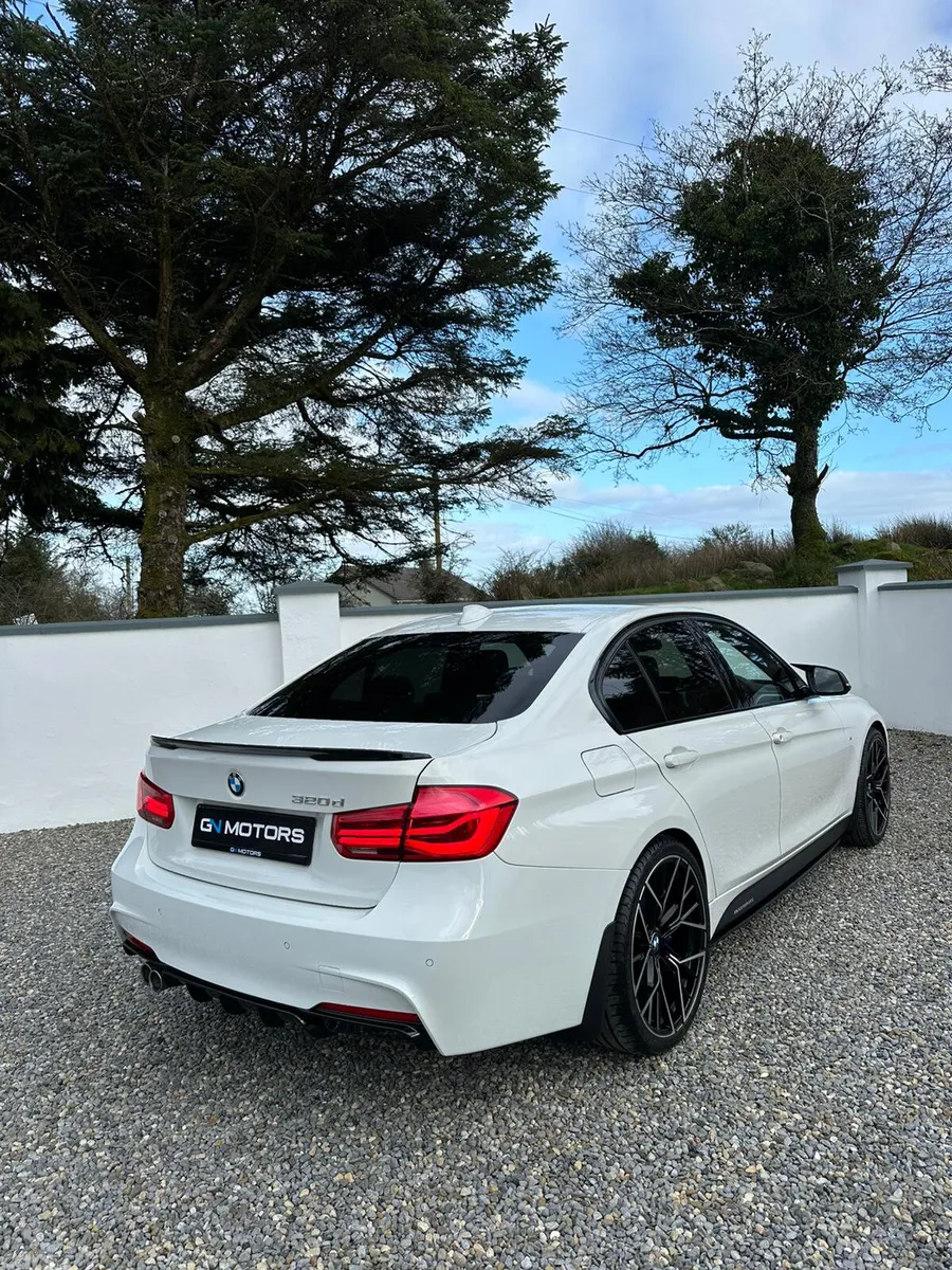 BMW 3-Series Saloon, Diesel, 2017, White