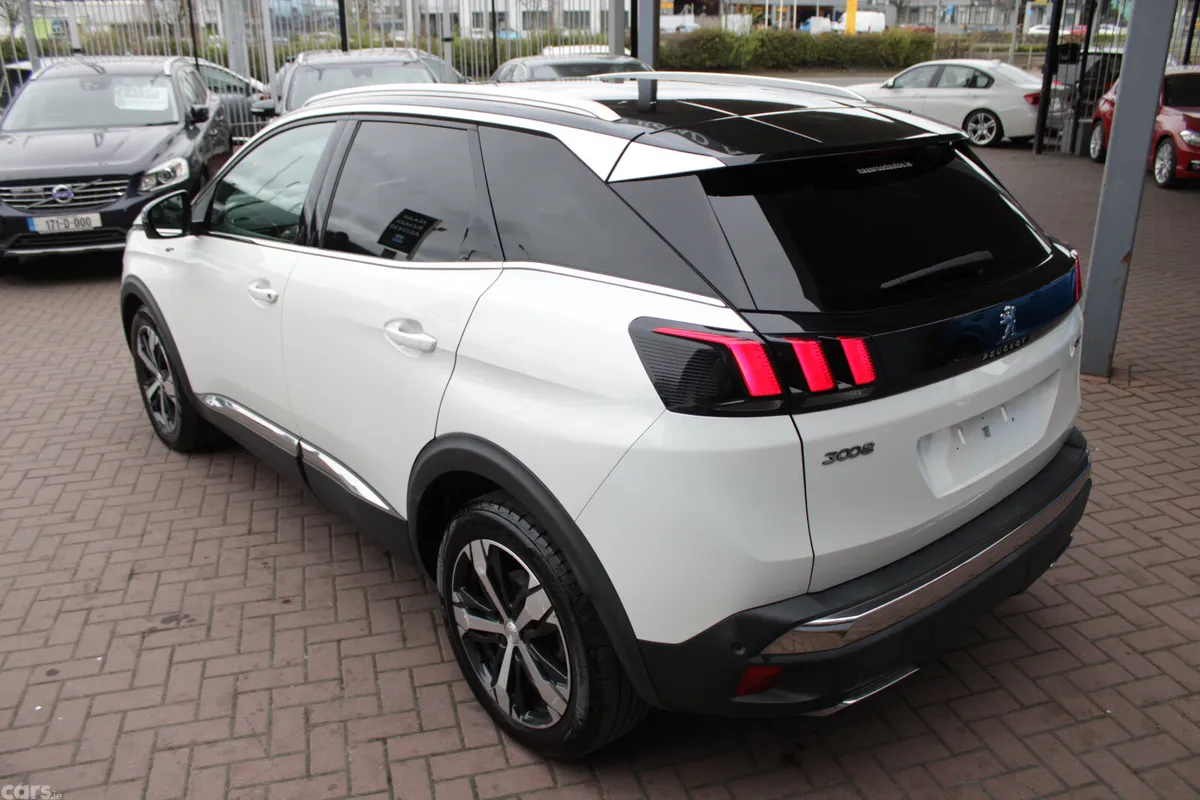 Peugeot 3008 SUV, Diesel, 2019, White