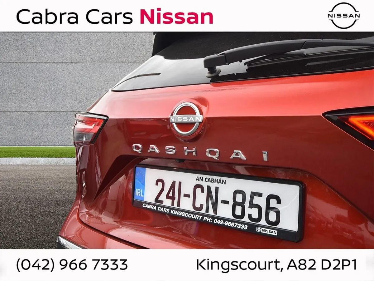 Nissan Qashqai MPV, Petrol, 2024, Red
